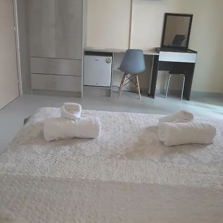 Elia & Thalassa 3* カラマタ