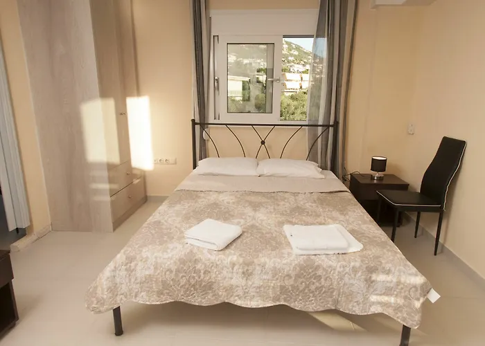 Ξενοδοχείο με διαμερίσματα Elia & Thalassa