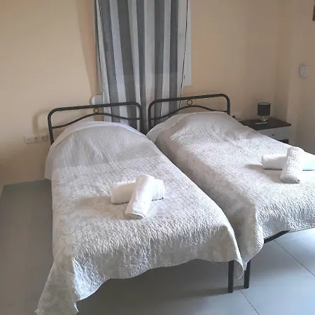 Elia & Thalassa Kalamata