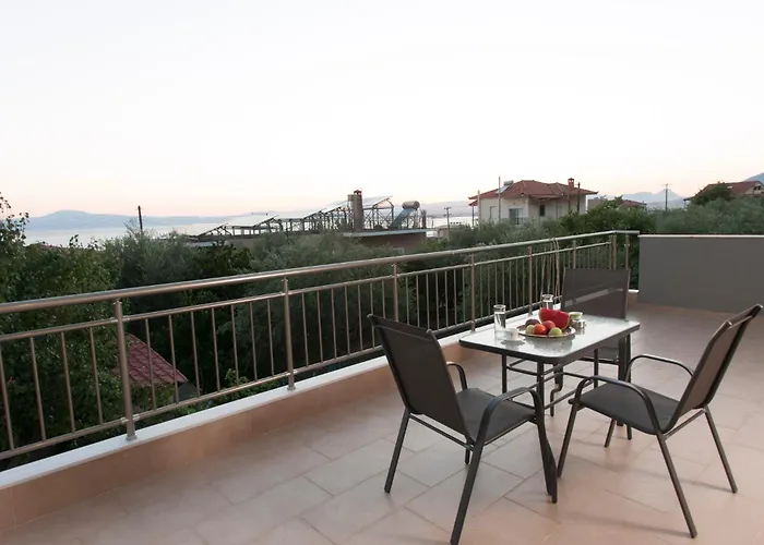 Apart-hotel Elia & Thalassa 3*